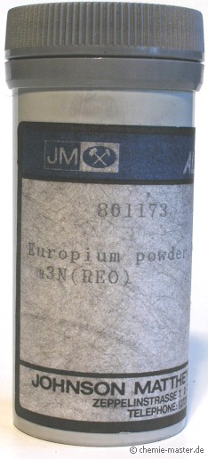 Europiumpulver in Originalverpackung