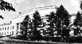 Fljerov Laboratory of Nuclear Reactions
