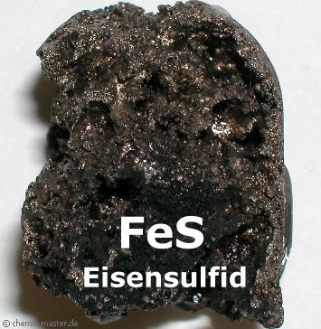 Aus dem Eisen-Schwefel-Gemisch ist die Verbindung Eisensulfid entstanden.